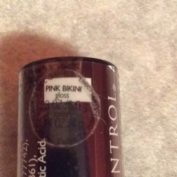 Lip Gloss & Lasting Lip Color in One! Long Lasting - Picture 2 of 2